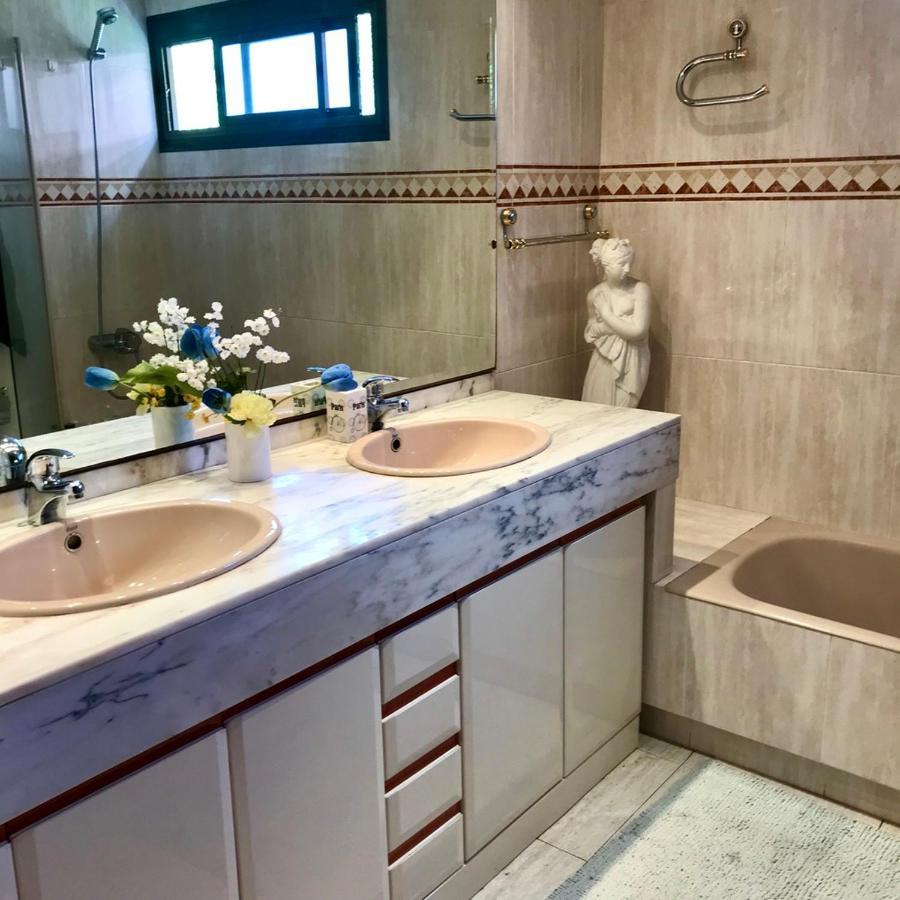 Maresto Apartamento Салоу Екстериор снимка